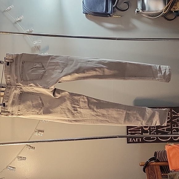 H&M jeans - Picture 3 of 3